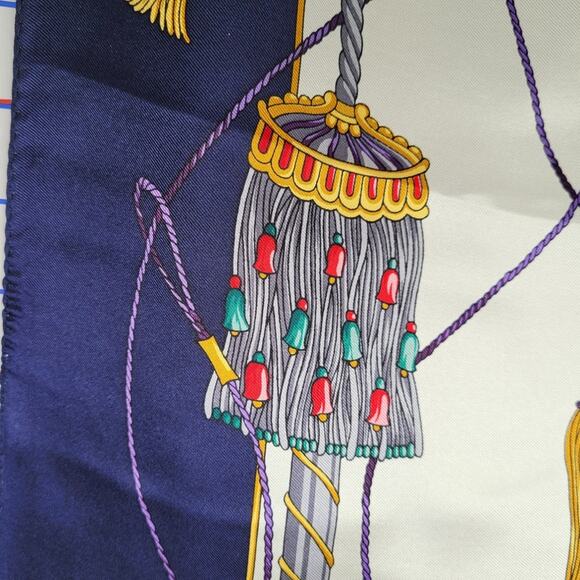 Nordstrom Luxe Floral Silk Tassel Scarf Bold Statement Vintage Couture Print - Picture 6 of 11